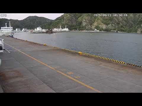 日本小笠原市西町父島,二見港碼頭